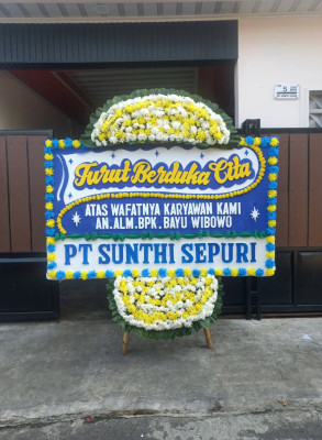 Papan Bunga Duka di Wara Timur