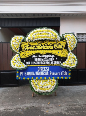 Papan Bunga Duka di Wara Timur